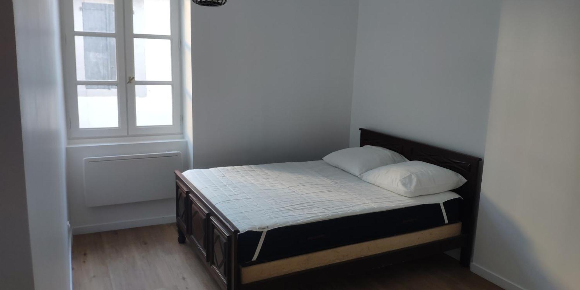 Appartements Simples Et Fonctionnels Pamiers Exterior photo